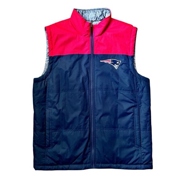 Reversible NFL Patriots Puffer Vest - Large - Picture 1 of 7